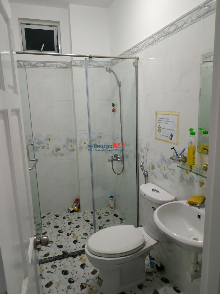 Cho thuê phòng trọ đẹp, mới xây Đường Thích Quảng Đức, Phú Nhuận