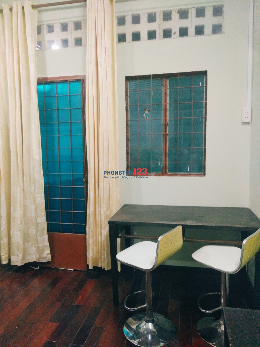 Cho thuê căn hộ trên đường Nguyễn Thị Minh Khai, Quận 1