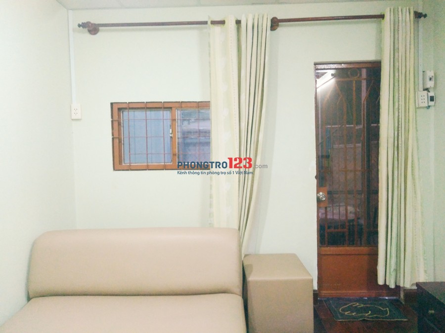 Cho thuê căn hộ trên đường Nguyễn Thị Minh Khai, Quận 1
