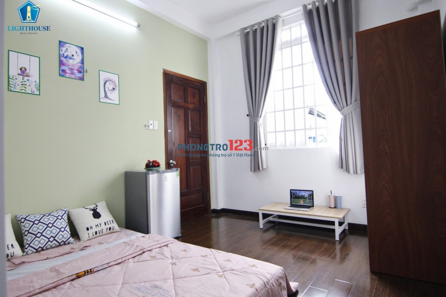 Phòng đẹp 26m2 mới 100% Full nội thất Gần Công Viên Lê Thị Riêng