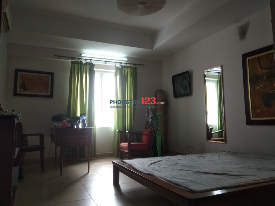 Cho thuê căn hộ 2pn trung tâm Hà Nội (2 bedroom flat to rent central Hanoi)