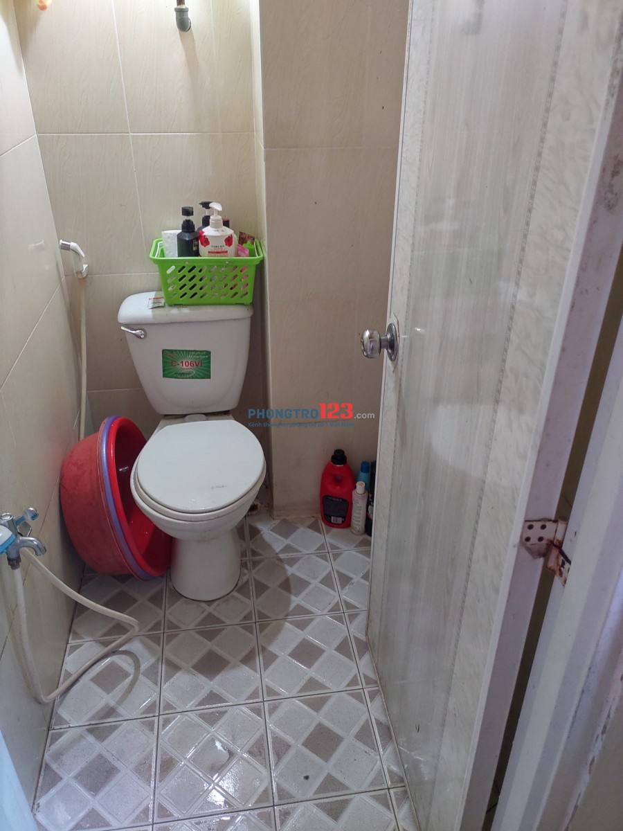 Tìm nữ ở ghép gần cầu Hoàng Hoa Thám, Tân Bình