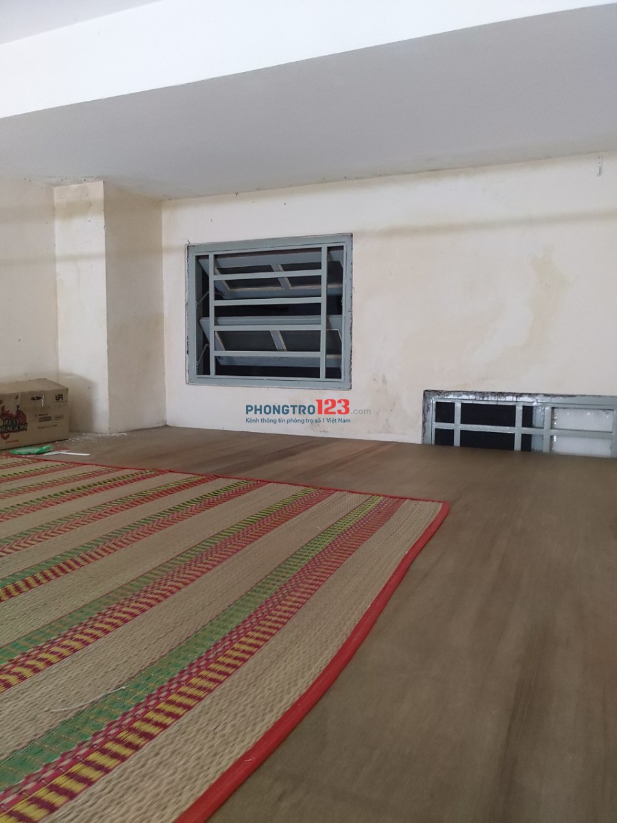 Tìm nữ ở ghép gần cầu Hoàng Hoa Thám, Tân Bình