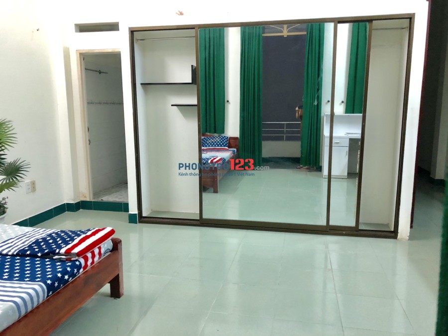 Cho thuê phòng trọ đầy đủ nội thất tại Phan Xích Long, Q.Phú Nhuận thiên đường ăn uống