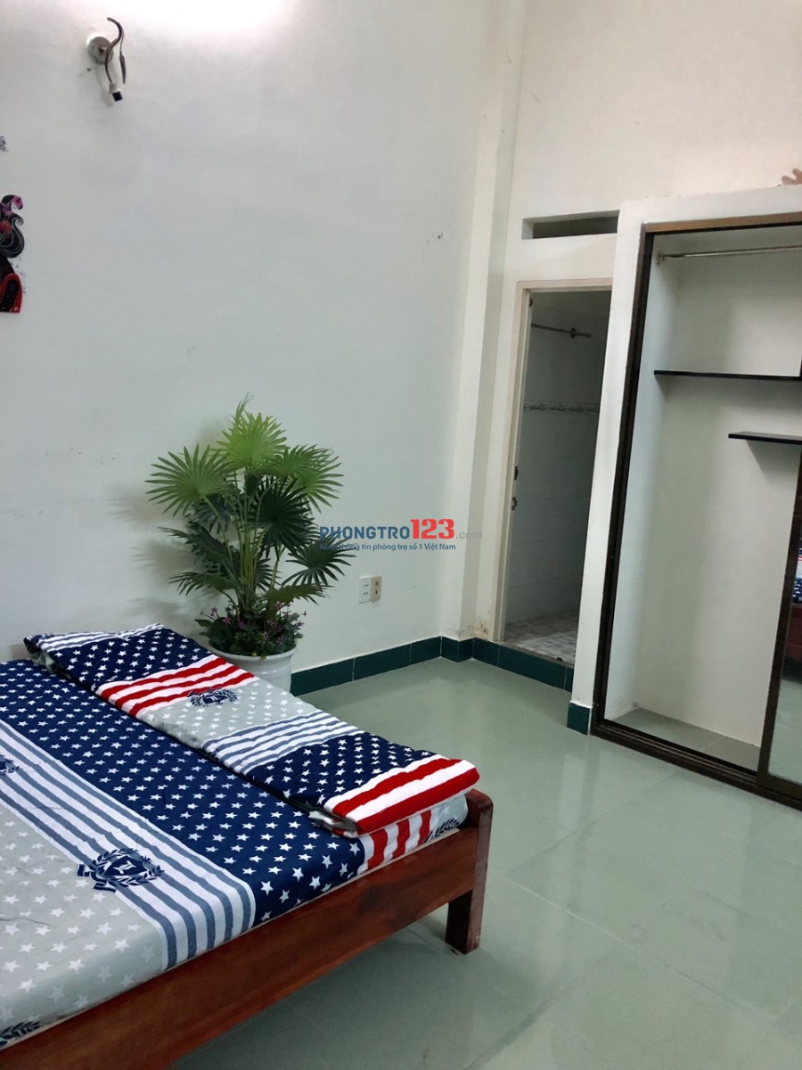 Cho thuê phòng trọ đầy đủ nội thất tại Phan Xích Long, Q.Phú Nhuận thiên đường ăn uống