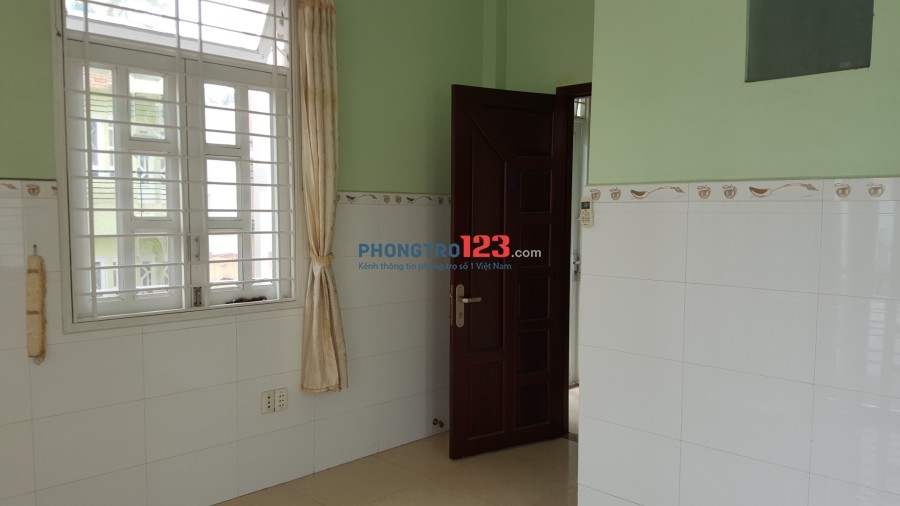Cho thuê phòng Hẻm 79/13A Trần Văn Đang, P.9, Q.3. Giá 3.5Tr/Th