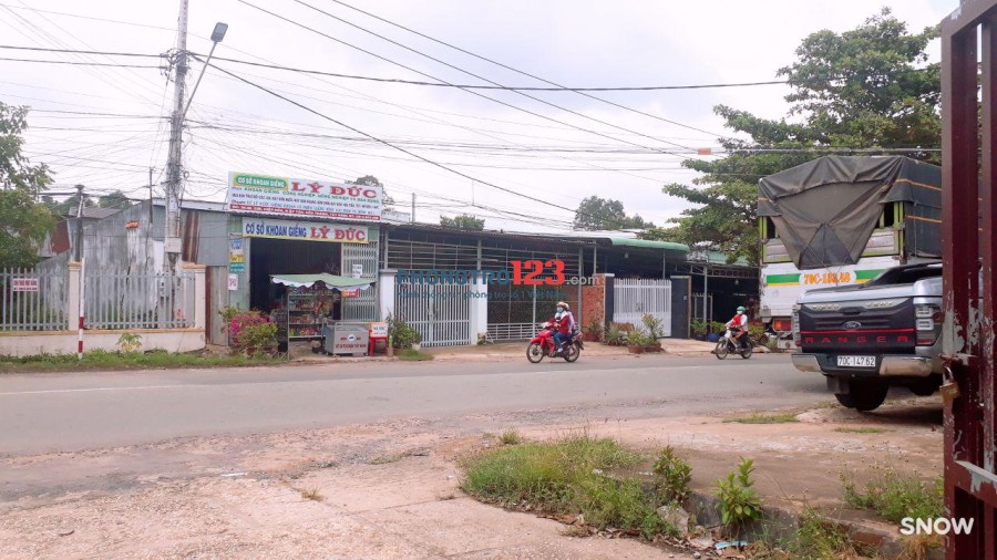 Mặt bằng kinh doanh lớn, sản xuất, kho tại Tây Ninh - cách đường Ba Mươi Tháng Tư, Tp.Tây Ninh 50m