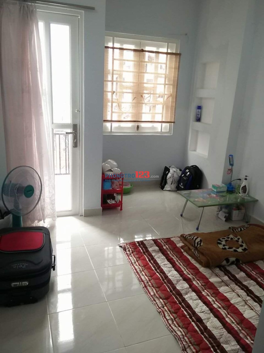 CẦN TÌM NỮ Ở GHÉP, SINH VIÊN/NGƯỜI ĐI LÀM