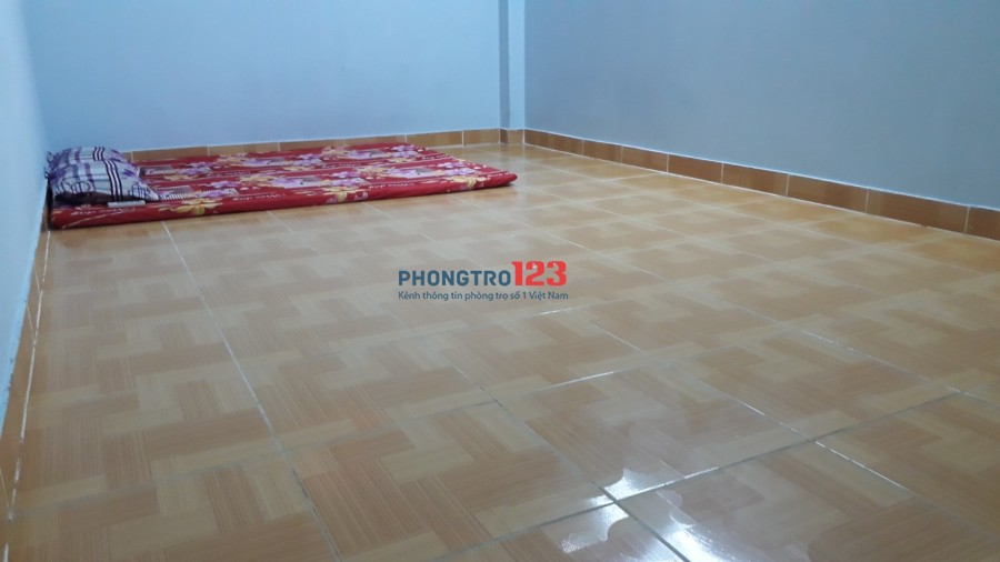 PHÒNG TRỌ MỚI, SẠCH SẼ, RỘNG 3-4 NGƯỜI Ở, NGAY DƯỚI TẦNG TRỆT