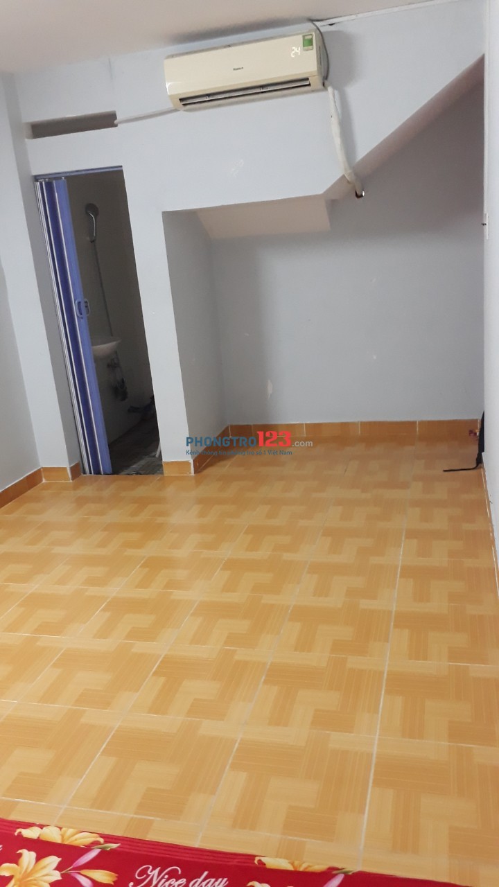 PHÒNG TRỌ MỚI, SẠCH SẼ, RỘNG 3-4 NGƯỜI Ở, NGAY DƯỚI TẦNG TRỆT
