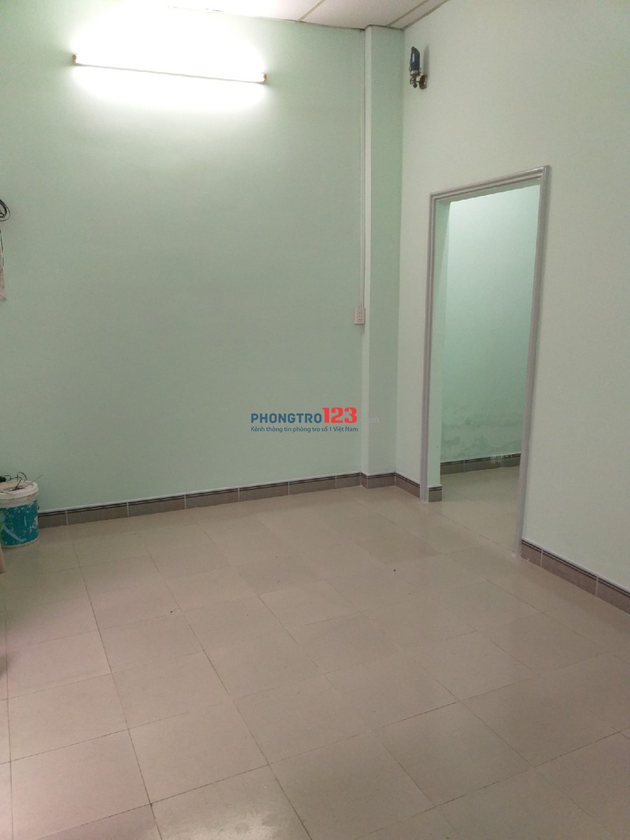 Nhà nguyên căn ngay trung tâm quận Thủ Đức, chính chủ cho thuê