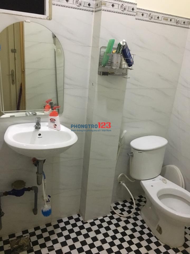 Tìm 1 bạn nam ở ghép sạch sẽ. Gần trung tâm quận 1