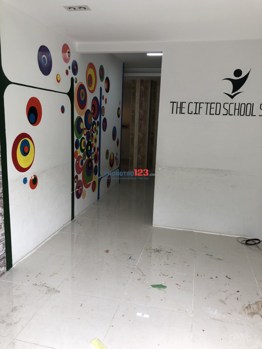 Cho thuê shop Sky Center, Phổ Quang, Tân Bình, 130m2 vị trí đẹp 35tr/tháng