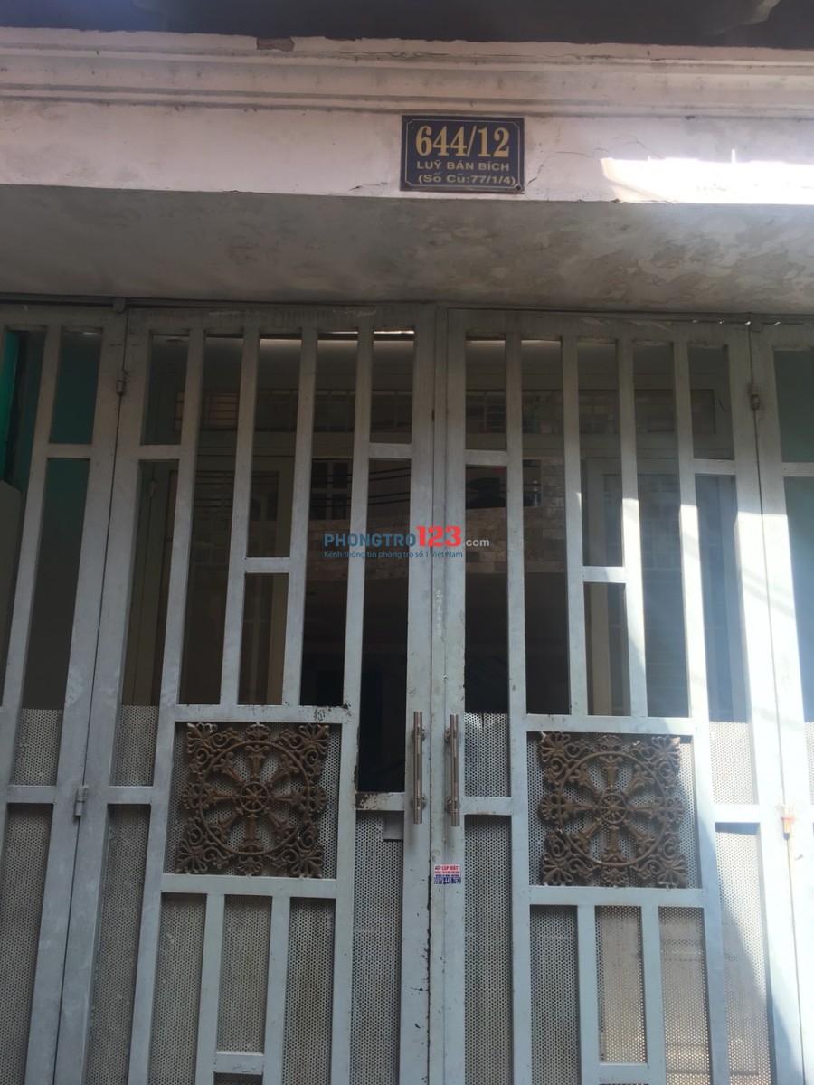 CHO THUÊ PHÒNG TRỌ 2TR HẺM 644 LŨY BÁN BÍCH, SẠCH, YÊN TĨNH