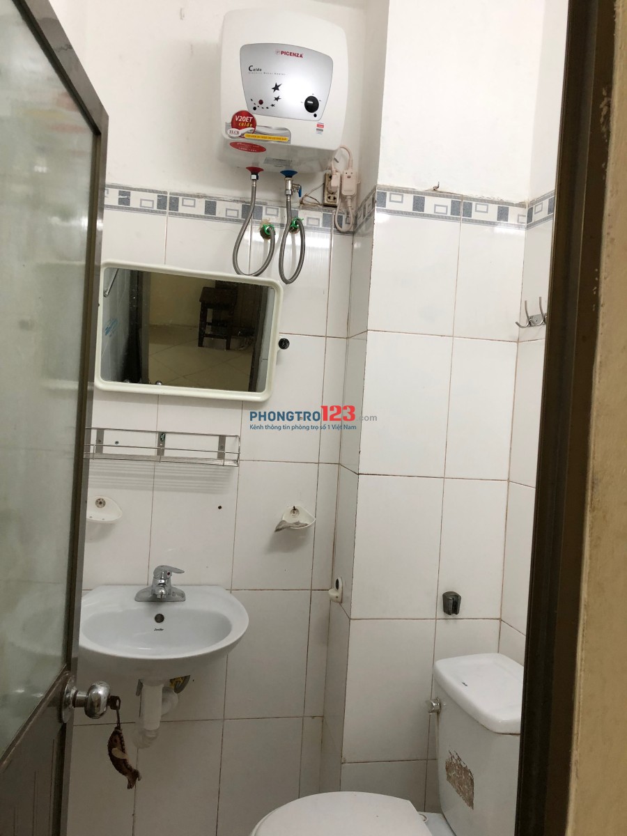 Cho thuê phòng khép kín tại số 12 ngõ 383 Phúc Tân, Hoàn Kiếm, Hà Nội