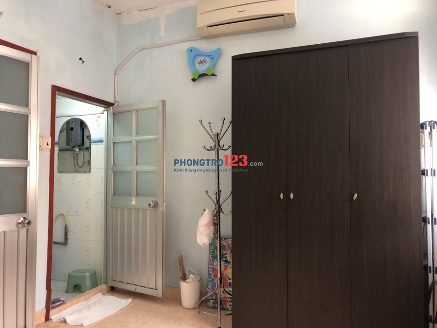Cho thuê phòng có nội thất bao điện nước hẻm 131A Nguyễn Thị Minh Khai, Q.1, giá 5,5tr/tháng