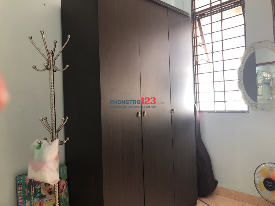 Cho thuê phòng có nội thất bao điện nước hẻm 131A Nguyễn Thị Minh Khai, Q.1, giá 5,5tr/tháng