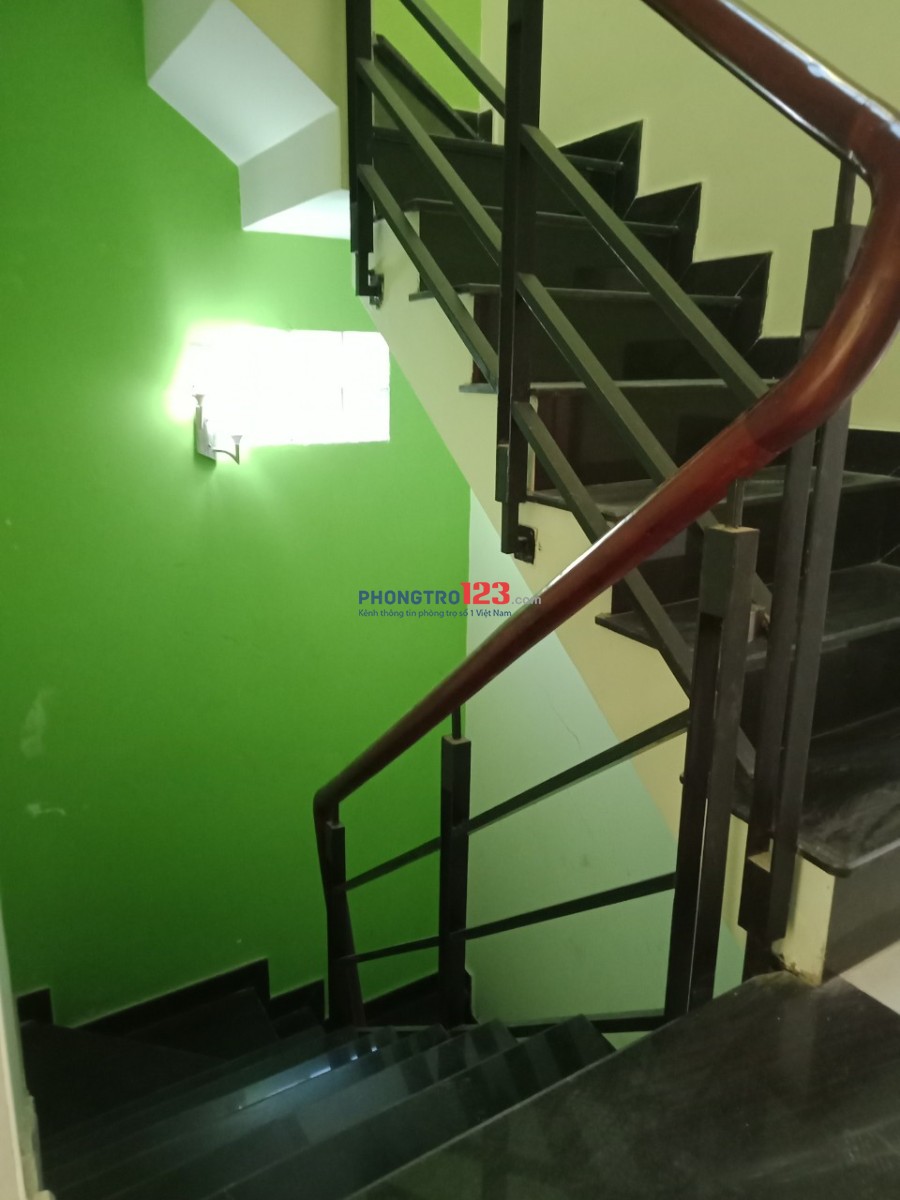 Phòng sạch đẹp, cửa sổ mát mẻ gần Minh Phụng Q.11, giáp Q.10