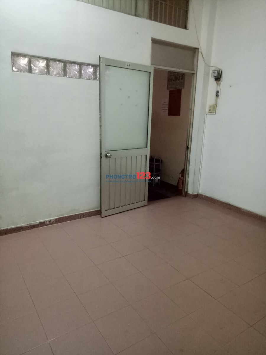 Phòng trọ có gác 1,6tr gần Bình Long và Tân Hương
