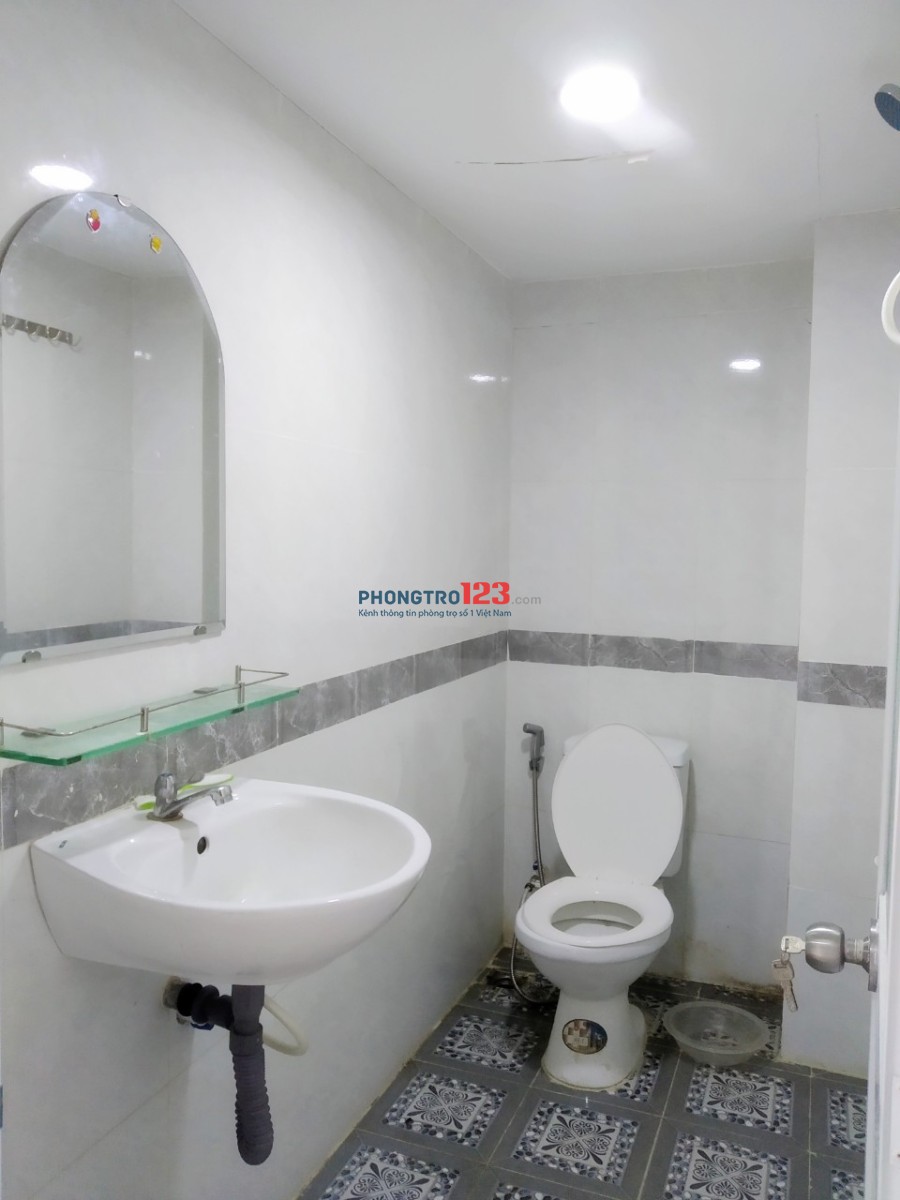 Phòng cho thuê 27 Lê Tấn Quốc, P.13, Tân Bình 30m2 5tr