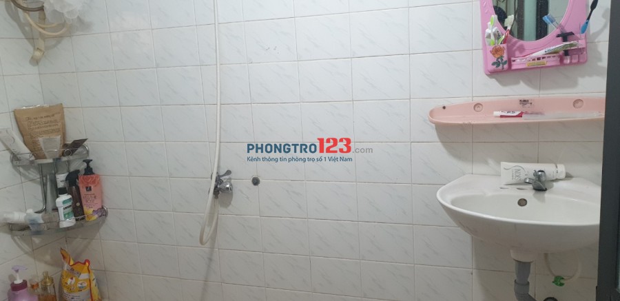 Phòng trọ gần chợ, siêu thị, công viên Gia Định, sân bay, tiện đi lại trung tâm
