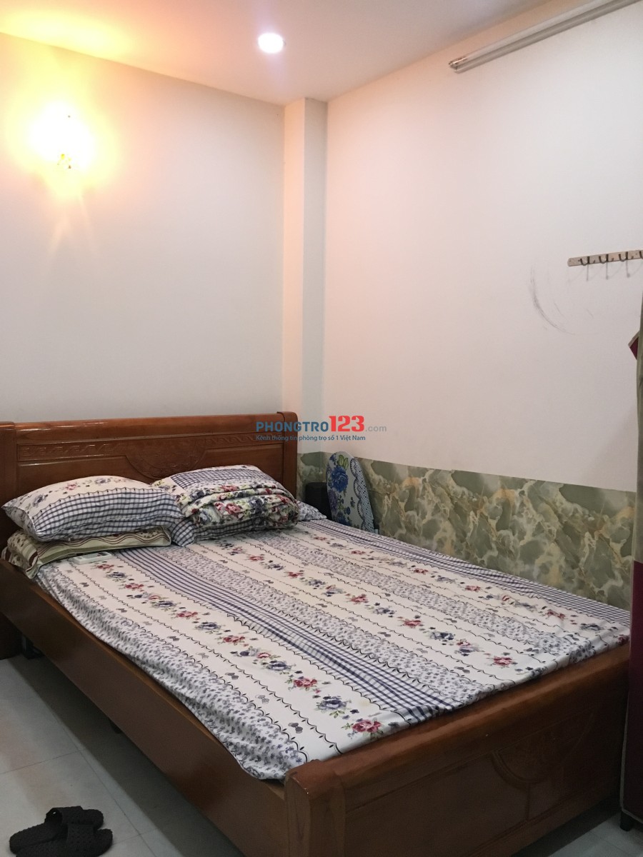 Cần tìm 1 nữ ở ghép phòng mặt tiền Phạm Văn Đồng