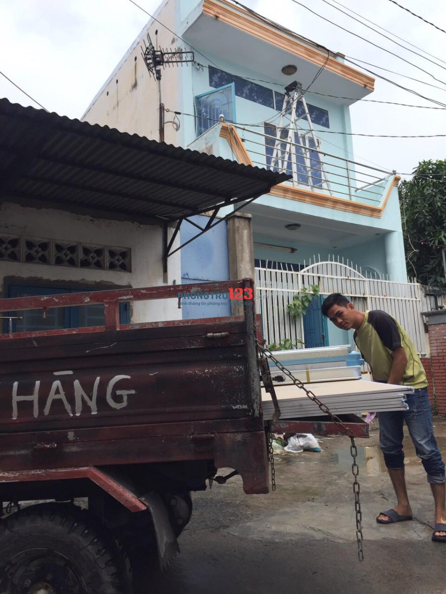 Cho thuê nhà trọ trong nhà nguyên căn, đường Đoàn Giỏi, Q.Tân Phú gần AEON