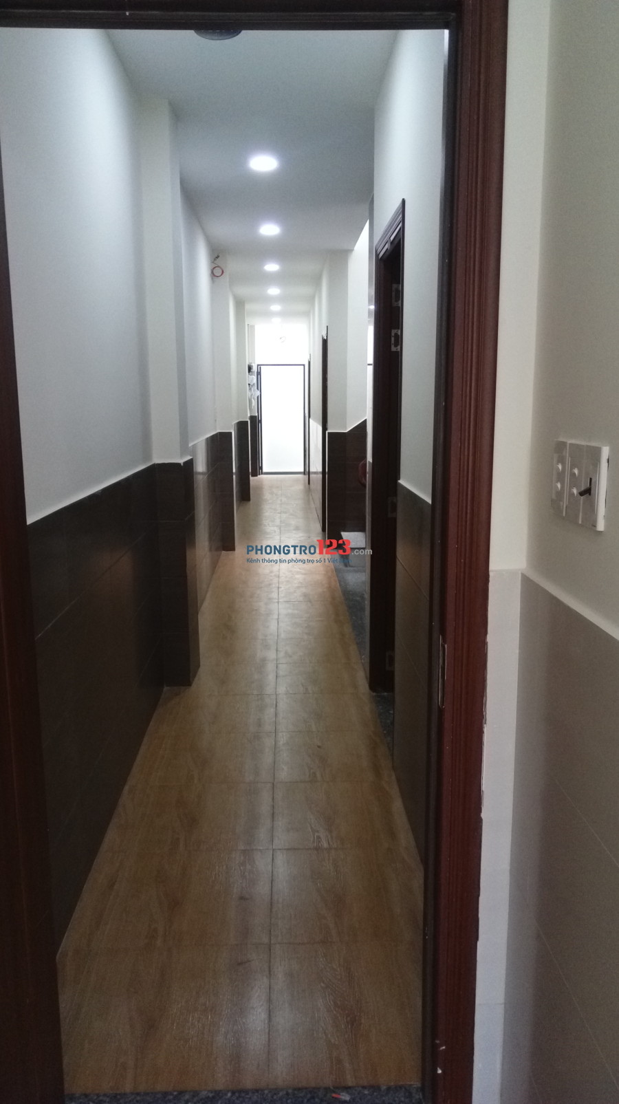 Phòng trọ mới xây xong rất đẹp 6 tầng, có thang máy, wc riêng tại Quận Tân Phú - gần trường Đại Học Công Nghệ Thực Phẩm