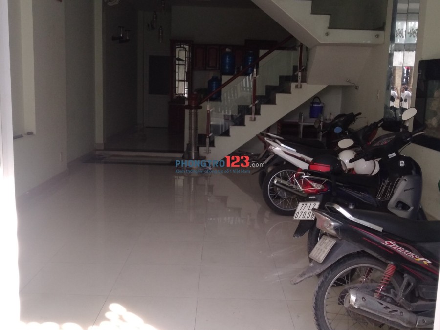 Sinh viên nữ ở ghép giá rẻ Gò Vấp