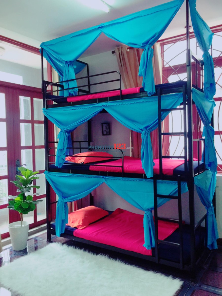 Ký túc xá giá rẻ 550k trung tâm Q8