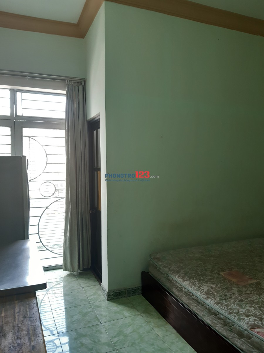 Phòng cho thuê đầy đủ tiện nghi, giờ giấc tự do