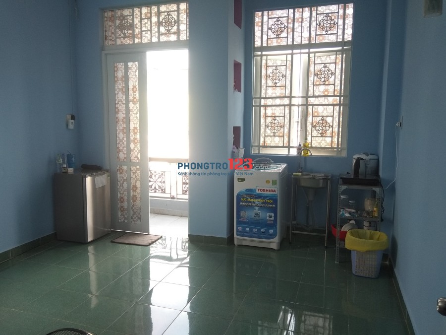 Tìm thêm 1 bạn nam ở chung, phòng mình hiện đã có 2 nam