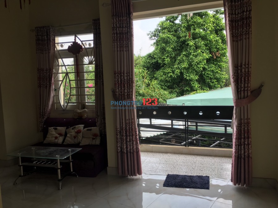 Cho thuê nhà nguyên căn có quán cafe sân vườn Tại KDC Hồng Long Hiệp, Bình Phước, Thủ Đức