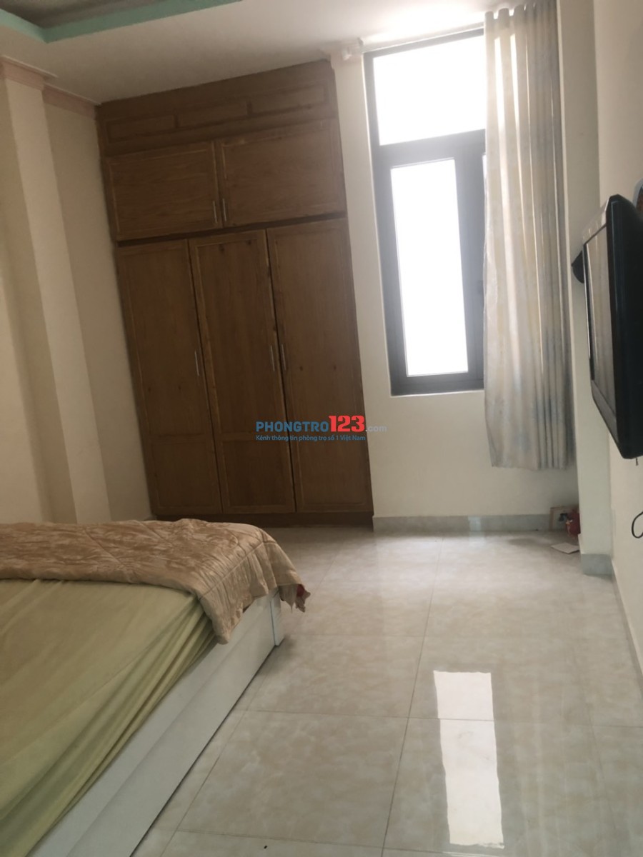 Cho thuê căn hộ dịch vụ đầy đủ tiện nghi tại 102/39 Đường Tô Hiến Thành, Quận 10
