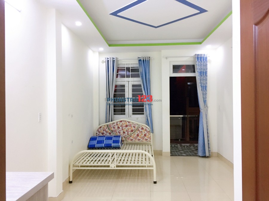 Phòng ban công máy lạnh 35m2 P.4, Quận 8