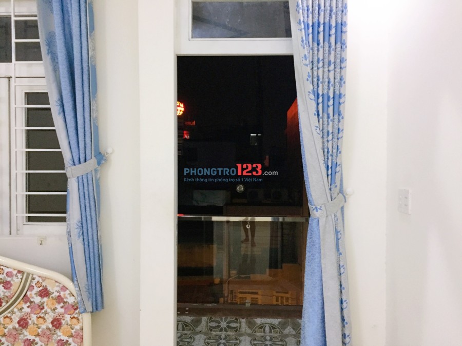 Phòng ban công máy lạnh 35m2 P.4, Quận 8