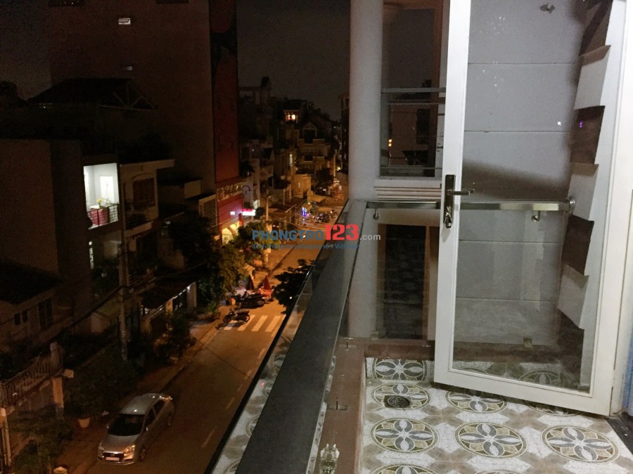 Phòng ban công máy lạnh 35m2 P.4, Quận 8
