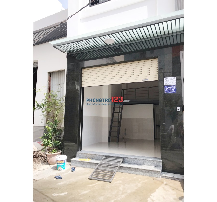 Nhà cho thuê mới xây mặt tiền hẻm kdc Nam Long