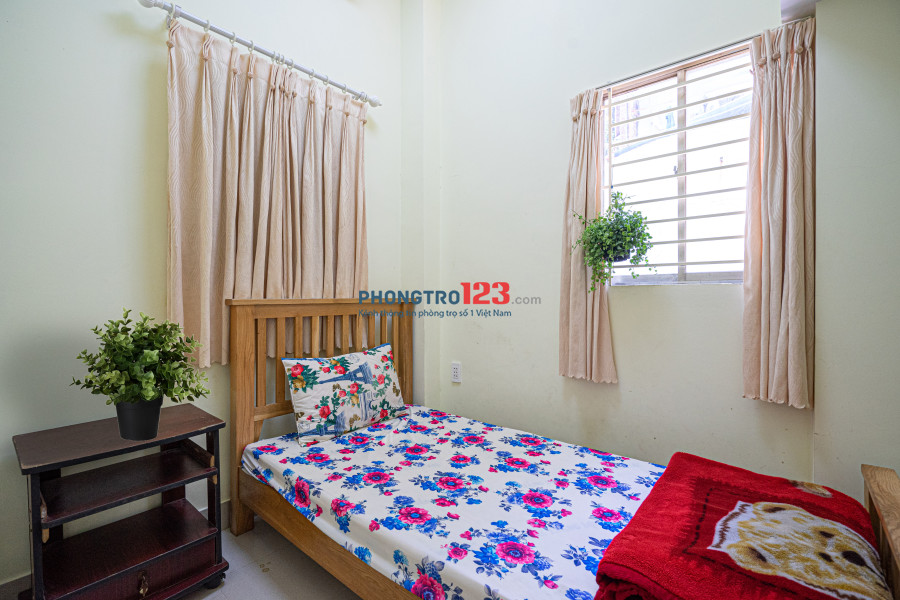 Phòng cho thuê, full nội thất, bếp, wc riêng, tự do, Bùi Viện, Q.1