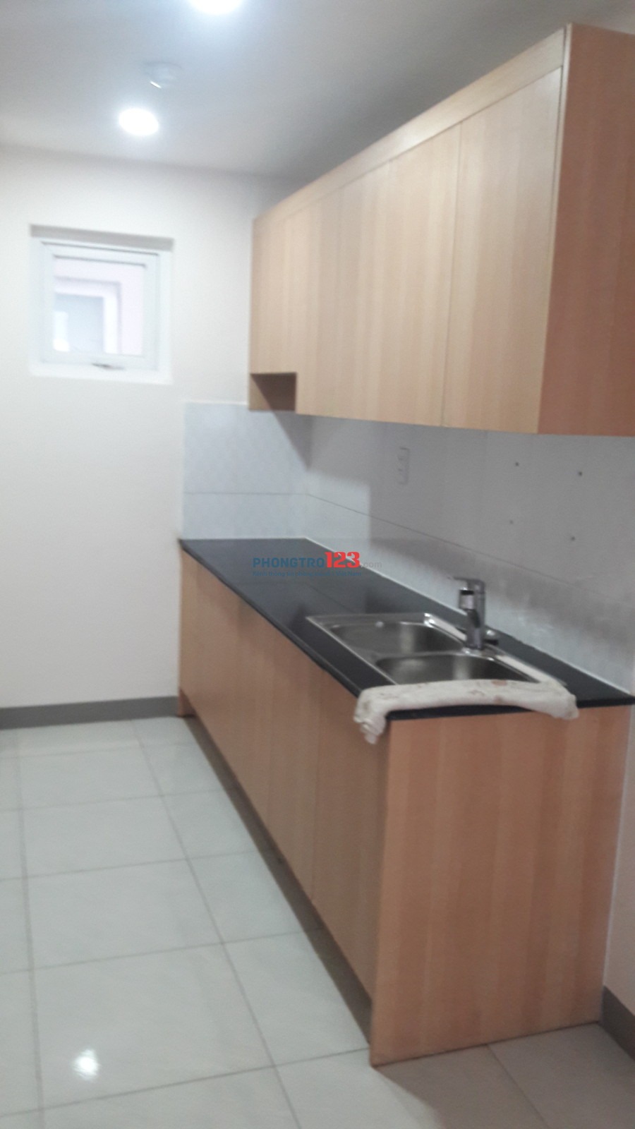 Cho thuê căn hộ chung cư Sky9 Quận 9. Giá 8 triệu/tháng