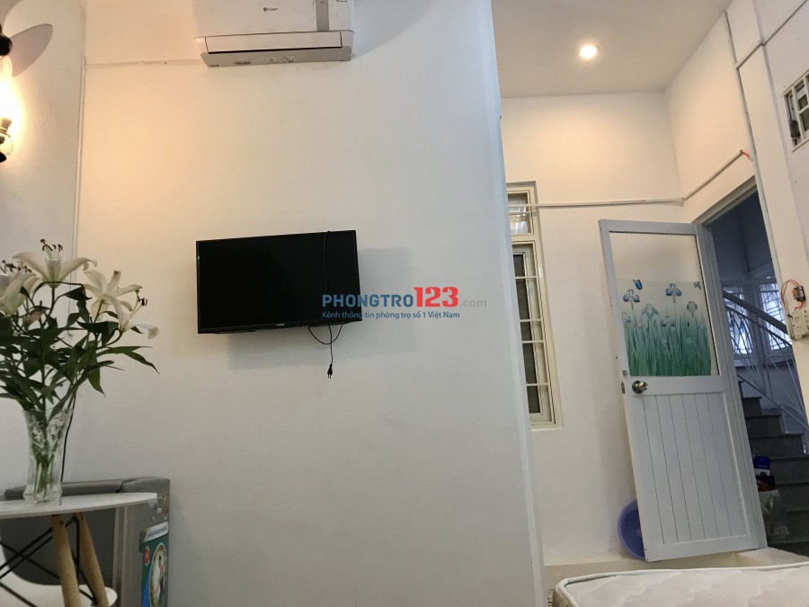Phòng cao cấp giá cực rẻ chỉ 4,8tr ngay trung tâm Phú Nhuận