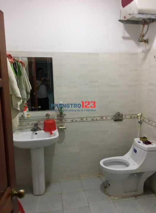 Còn 1 phòng cho thuê Tầng 4 30m2 khép kín có ban công