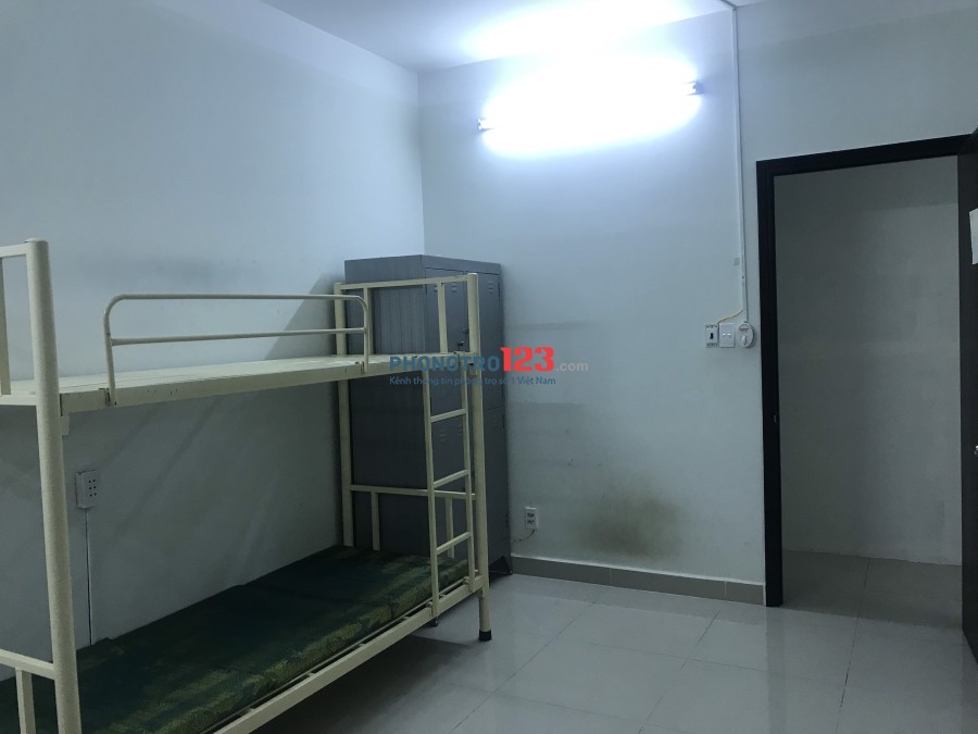 Phòng chung cư Belleza Quận 7. Dt 28m2 - WC riêng - Giá 3.2 triệu/tháng