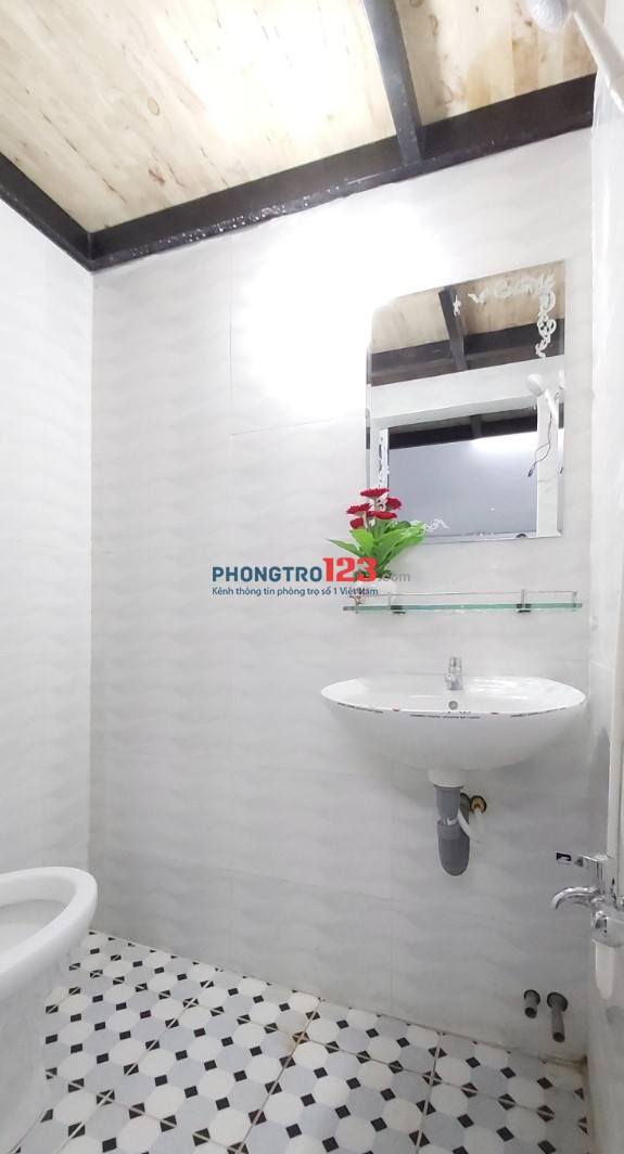 PHÒNG MỚI XÂY TIỆN NGHI, THOÁNG MÁT VÀ CÓ GÁC NGAY GẦN ĐH BÁCH KHOA Q11