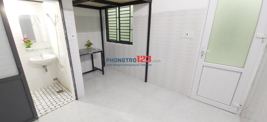 PHÒNG MỚI XÂY TIỆN NGHI, THOÁNG MÁT VÀ CÓ GÁC NGAY GẦN ĐH BÁCH KHOA Q11