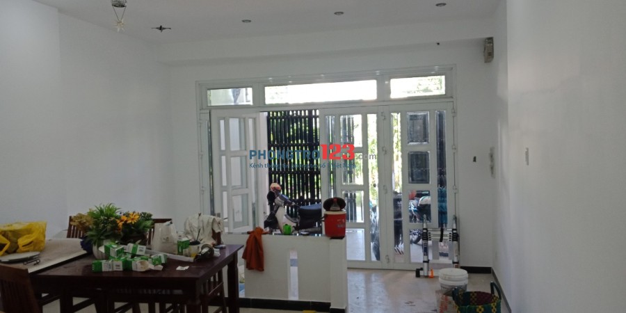 Cho thuê nhà nguyên căn 3 lầu 5x20 350m2 tại KDC Bình Minh Đường Lương Đình Của, Q.2