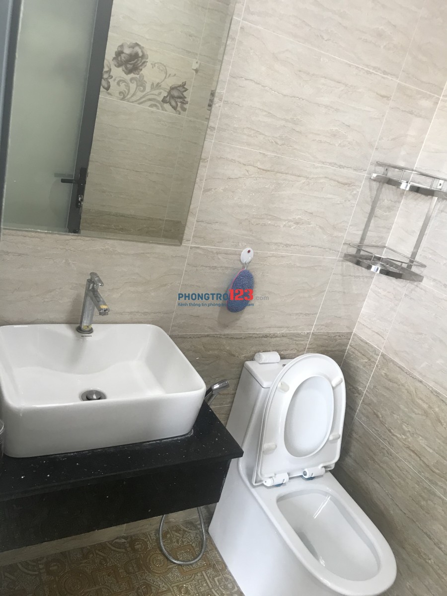Phòng trọ cao cấp gần sân bay đối diện ETown Cộng Hoà