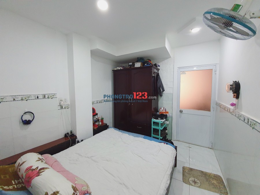 Sang chdv đường Cống Quỳnh, Quận 1