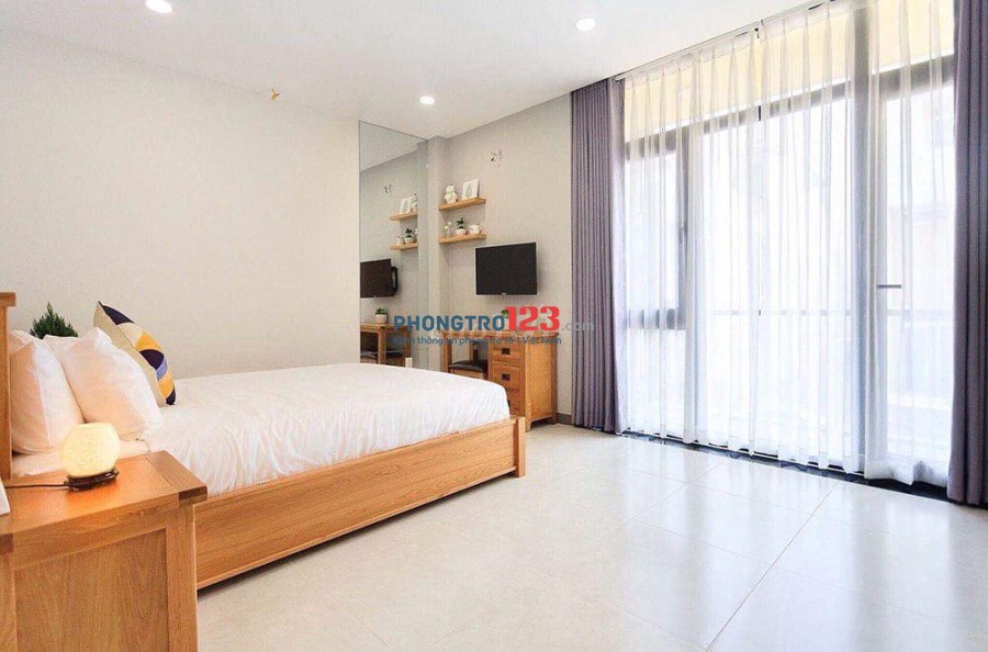 Cho thuê căn hộ 25m2 Đề Thám, Quận 1- Siêu mới, siêu đẹp