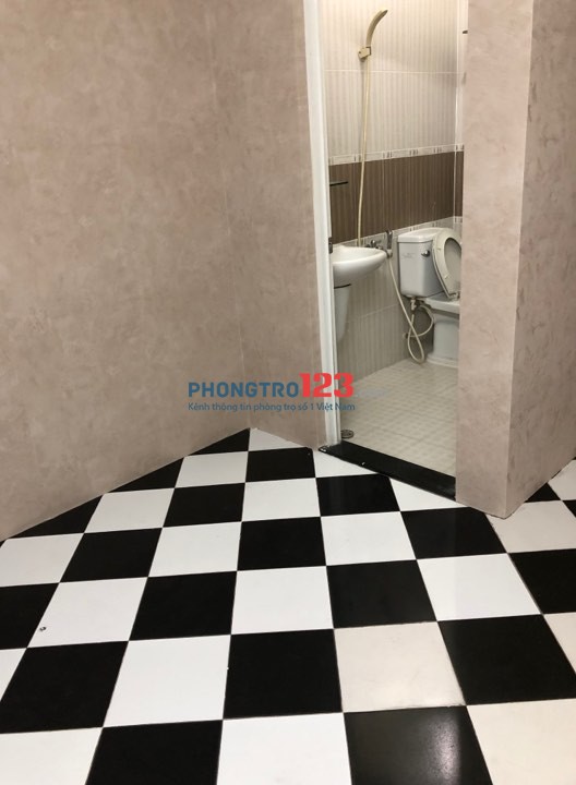 Phòng trọ quận Bình Thạnh, mặt tiền đường